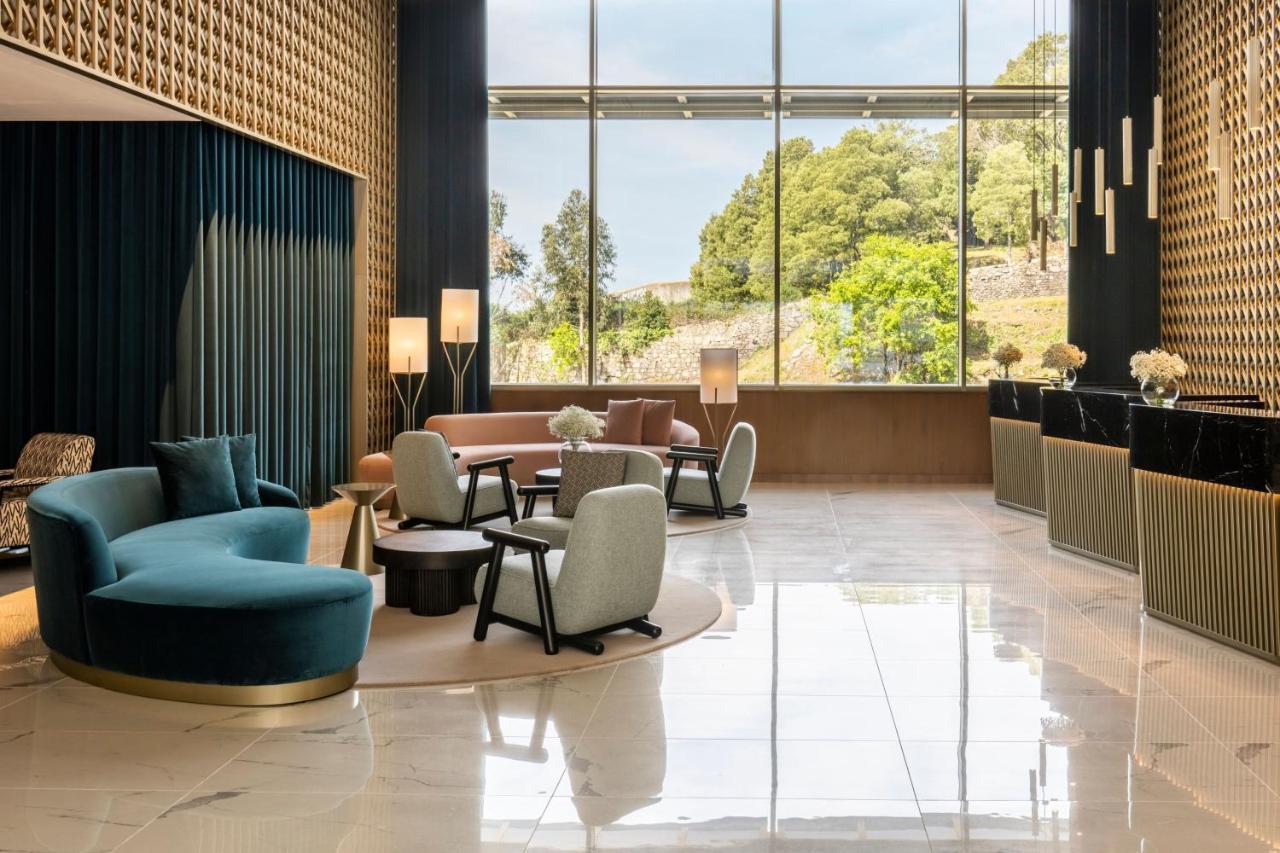 Renaissance Porto Lapa Hotel Εξωτερικό φωτογραφία The lobby of the hotel