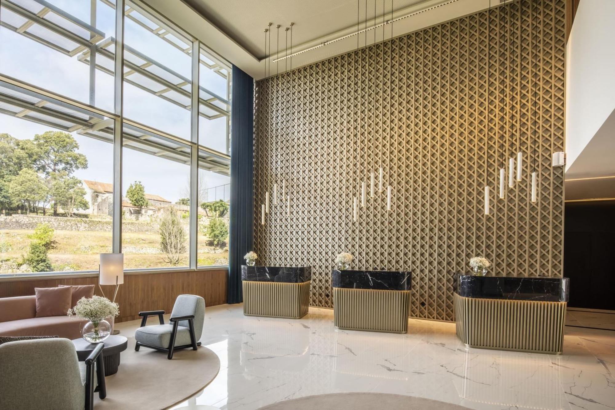 Renaissance Porto Lapa Hotel Εξωτερικό φωτογραφία The lobby of the hotel